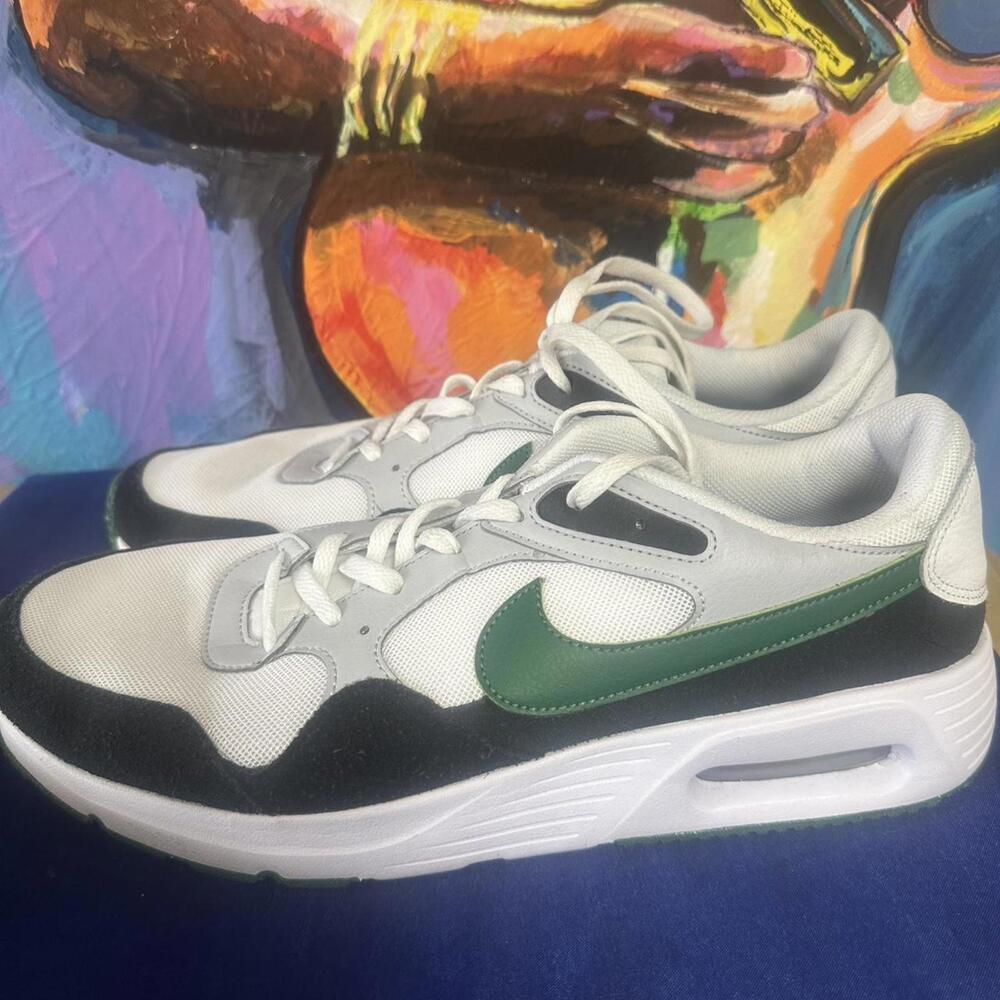 Nike Men's Green and Multi Trainer